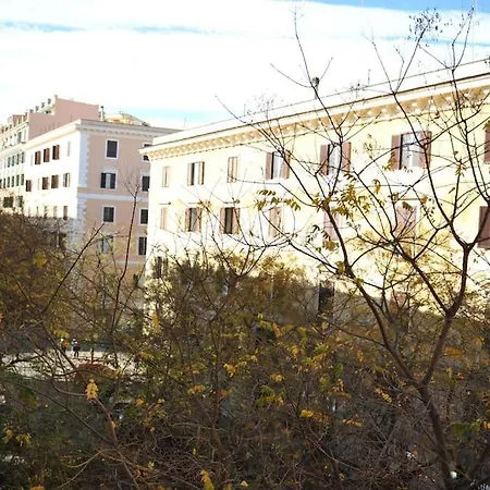 Vatican Holiday Iv *